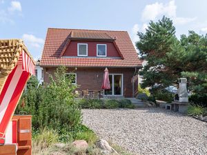 23975661-Ferienhaus-6-Glowe-300x225-0