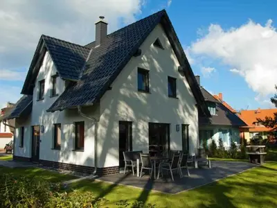 Ferienhaus für 6 Personen (120 m²) in Glowe 1/10