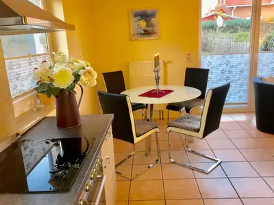 Ferienhaus für 4 Personen (89 m²) in Glowe 3/10