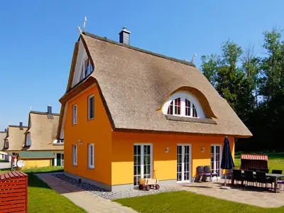 Ferienhaus für 10 Personen (125 m²) in Glowe 1/10