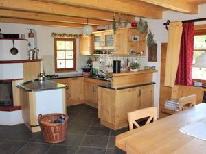 23308894-Ferienhaus-7-Gnesau-300x225-4