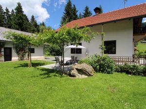 23896581-Ferienhaus-7-Gnesau-300x225-1