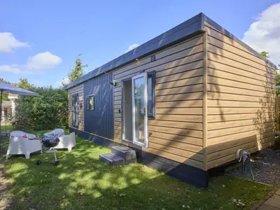 Außenseite Ferienhaus [Sommer]