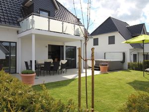 23974724-Ferienhaus-8-Göhren Lebbin-300x225-2