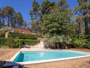 23842209-Ferienhaus-7-Gordes-300x225-0