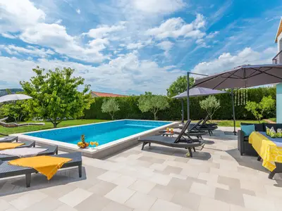 pool