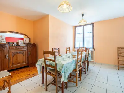 DiningRoom