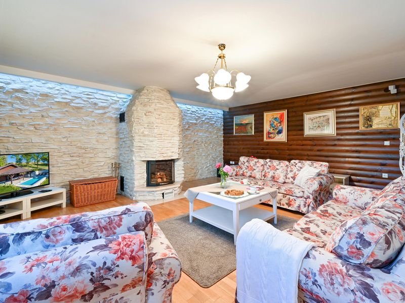 23748429-Ferienhaus-8-Gornja Pacetina-800x600-2