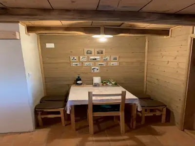 DiningRoom