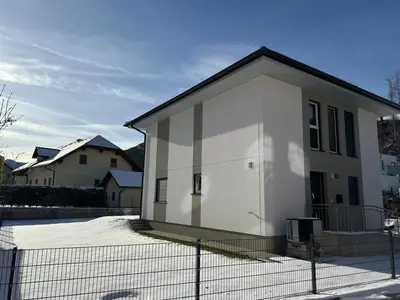 Winteransicht 2024 inkl. neuem Zaun