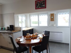 23370228-Ferienhaus-4-Gouville-sur-Mer-300x225-4