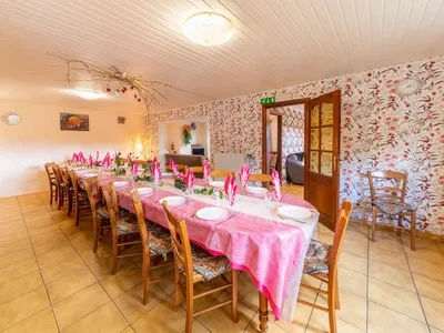 DiningRoom