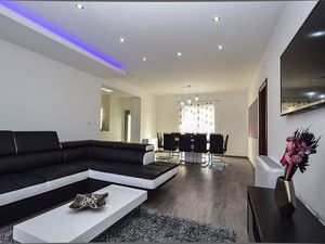 23945295-Ferienhaus-10-Grabovci-300x225-3