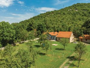 Ferienhaus für 10 Personen (109 m²) in Gračac