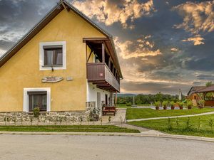 Ferienhaus für 8 Personen (70 m²) in Gradac