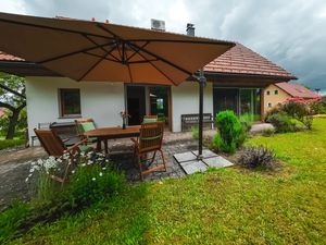 24036908-Ferienhaus-6-Gradac-300x225-2