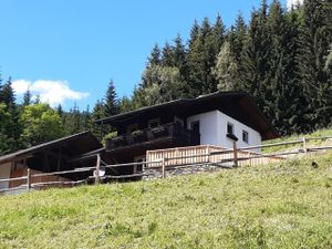 22090849-Ferienhaus-5-Grades-300x225-2