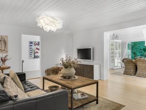 23741119-Ferienhaus-8-Græsted-300x225-1