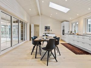 24024219-Ferienhaus-8-Græsted-300x225-4