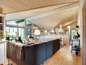 24056660-Ferienhaus-8-Græsted-300x225-5