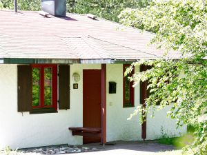 19061143-Ferienhaus-4-Grafenhausen-300x225-2