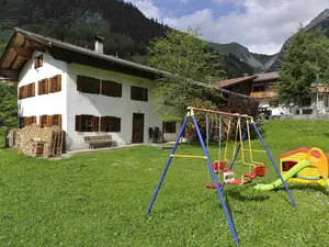 Ferienhaus für 14 Personen (220 m²) in Gramais