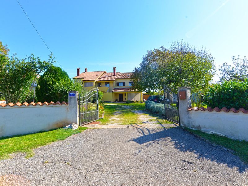 23833549-Ferienhaus-7-Grandići-800x600-0