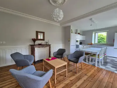 DiningRoom