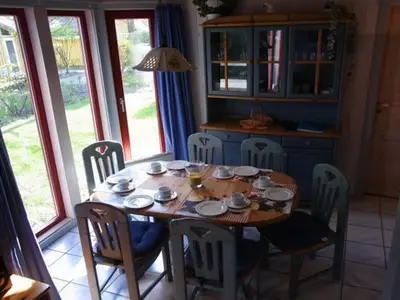 DiningRoom
