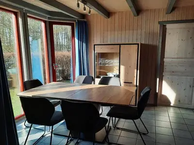 DiningRoom DiningRoom