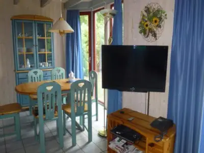 DiningRoom DiningRoom