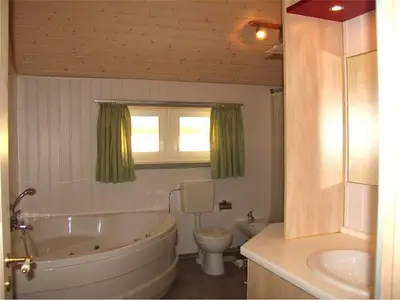BathRoom BathRoom