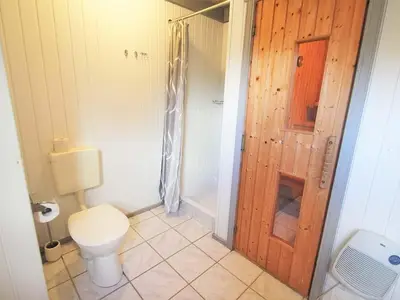 BathRoom BathRoom