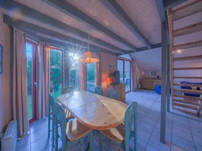 DiningRoom