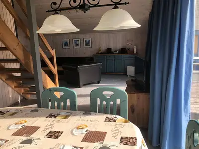 DiningRoom