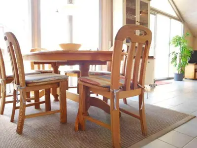 DiningRoom