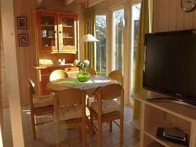 DiningRoom