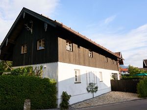 23981398-Ferienhaus-11-Grassau-300x225-1