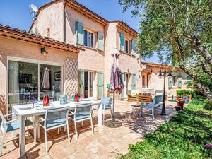 23722484-Ferienhaus-6-Grasse-300x225-1