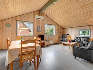 23748788-Ferienhaus-4-Gredstedbro-300x225-4