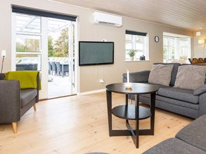 23875115-Ferienhaus-9-Grenaa-300x225-5