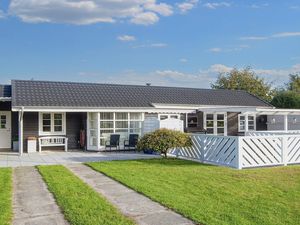 23873989-Ferienhaus-9-Grenaa-300x225-4