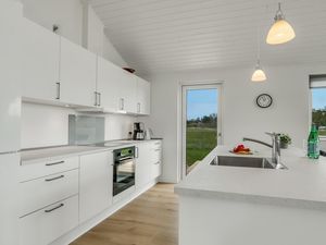 23760809-Ferienhaus-6-Grenaa-300x225-5