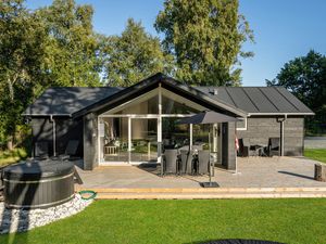 23753546-Ferienhaus-8-Grenaa-300x225-0