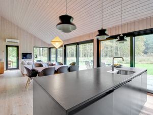 23864643-Ferienhaus-8-Grenaa-300x225-1