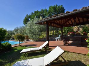 23706978-Ferienhaus-5-Greve In Chianti-300x225-3