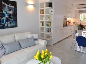 23325268-Ferienhaus-6-Grimaud-300x225-3