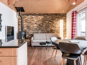 23783259-Ferienhaus-4-Grindelwald-300x225-1