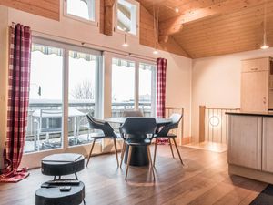 23783259-Ferienhaus-4-Grindelwald-300x225-2