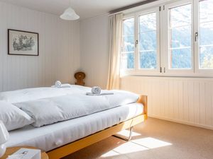 23580579-Ferienhaus-4-Grindelwald-300x225-5